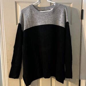 Vince Camuto Gray Knit Sweater